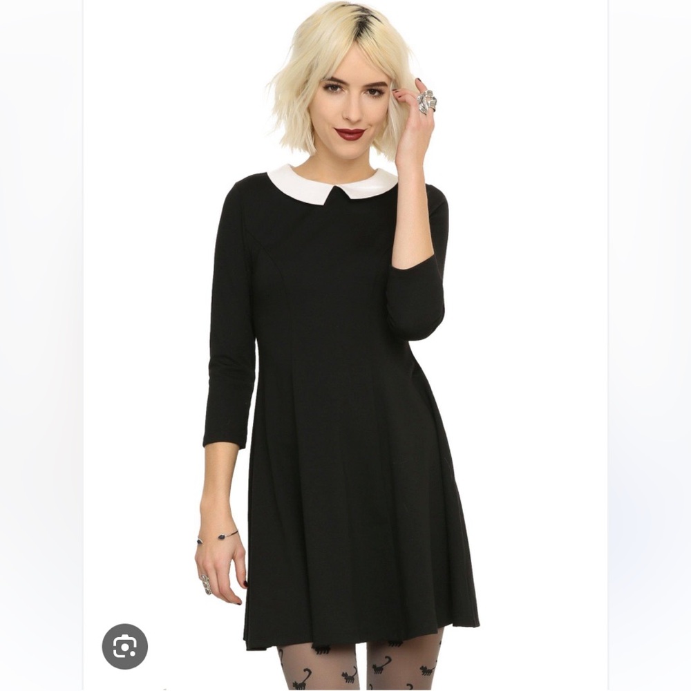 Hot Topic Wednesday Dress - Picture 1 of 9